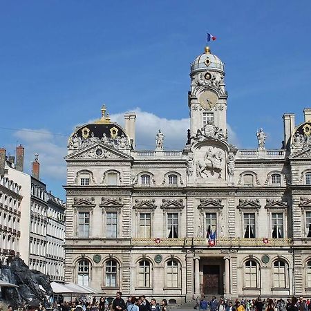 Appartement Place Des Terreaux Lyon Luaran gambar