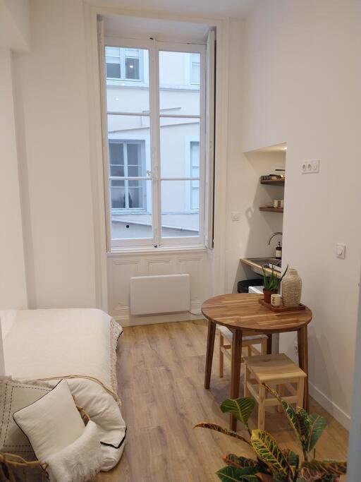 Appartement Place Des Terreaux Lyon Luaran gambar